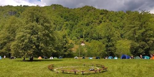 SFU-Ljubljana -poletni - tabor - otroci - mladostniki 