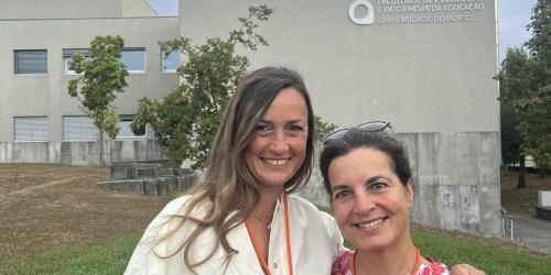 Dr, Poljanec in dr. Kompan Erzar pred Fakulteto za psihologijo in edukacijske vede Univerze v Portuu